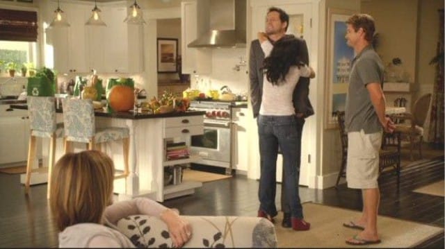 Reka bentuk dalaman dalam siri Cougar Town - Jules Reka bentuk dalaman dalam siri Cougar Town - Jules