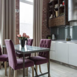 Keukenset met gevels in verschillende kleuren