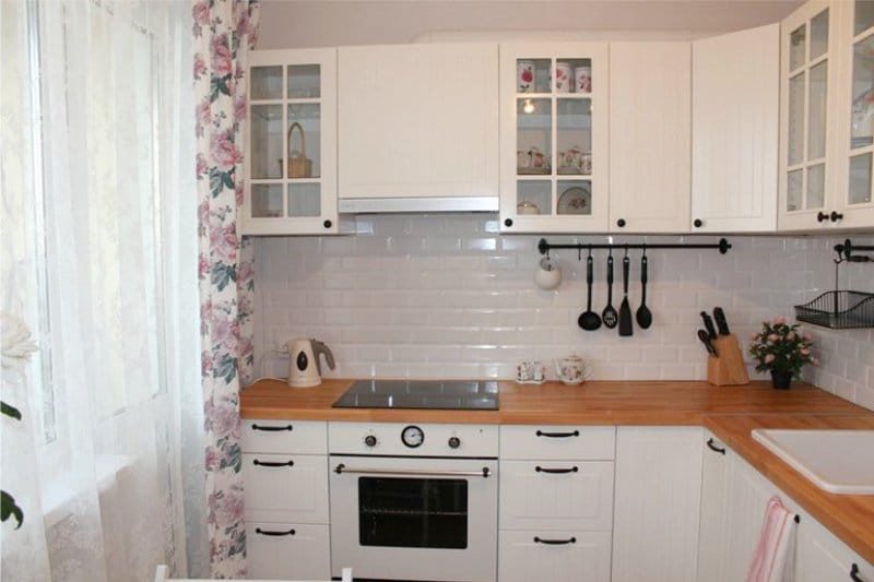 Ikea Faktum Stot´s Kitchen im provenzalischen Kücheninterieur