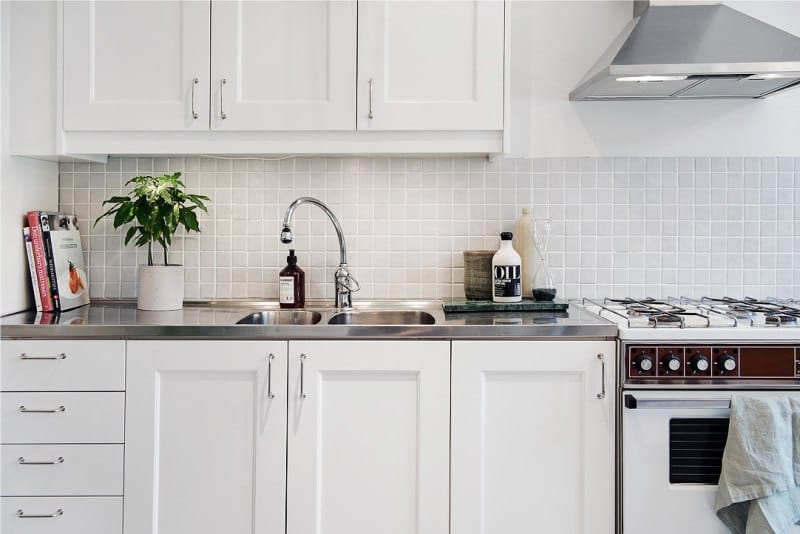 Cucina-soggiorno di 9,5 metri quadrati. m