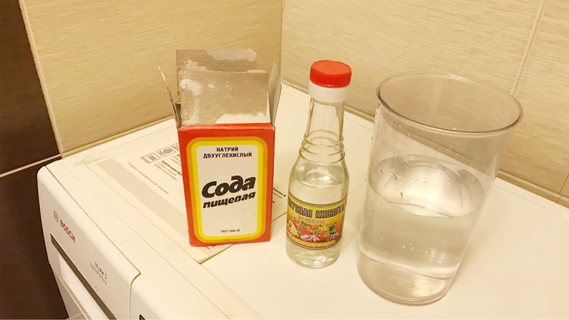 Cómo limpiar la lavadora con vinagre y soda.