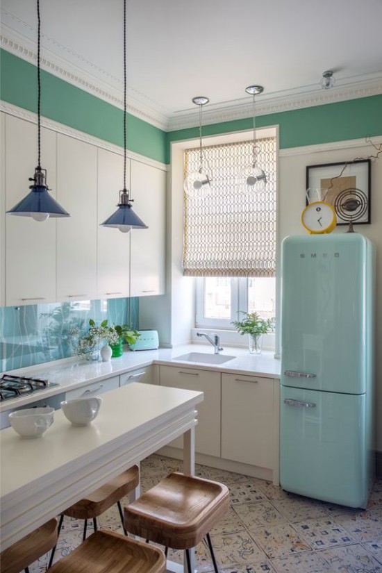 L'interno di una piccola cucina