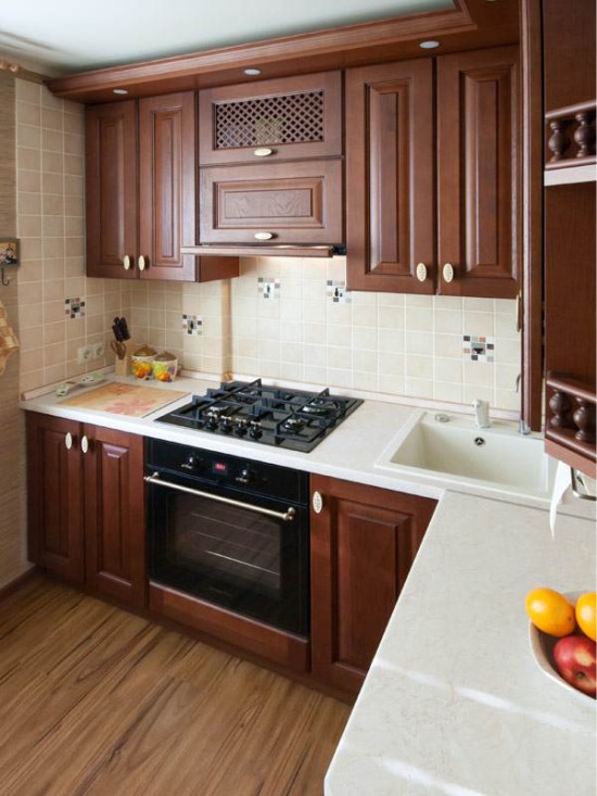 Cucina angolare con parete laterale ridotta