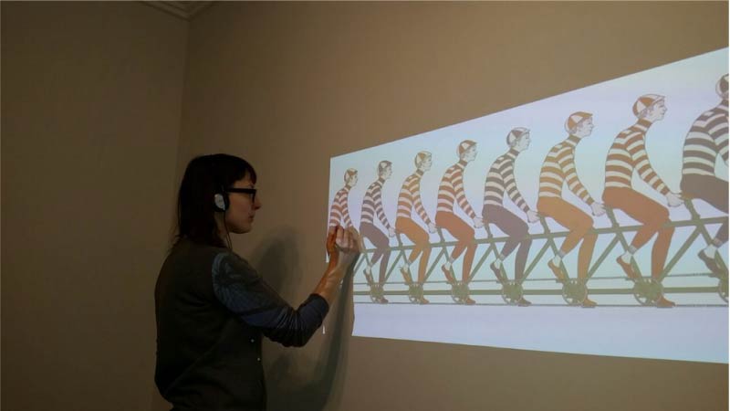 Pintura mural con proyector.