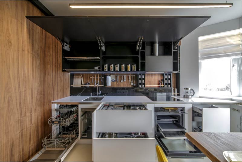 Layout de duas fileiras de uma cozinha de 13 metros