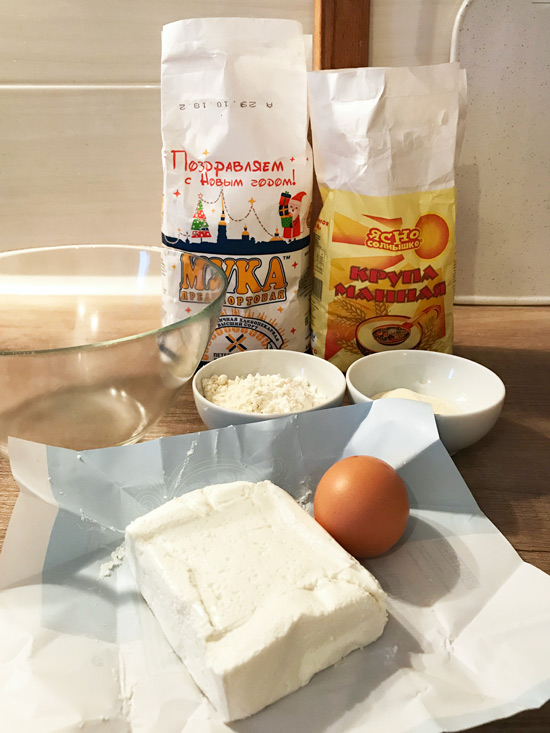 Semolina dari bahan semolina